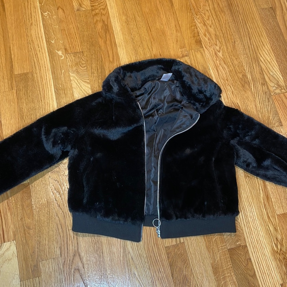 FAUX FUR COAT